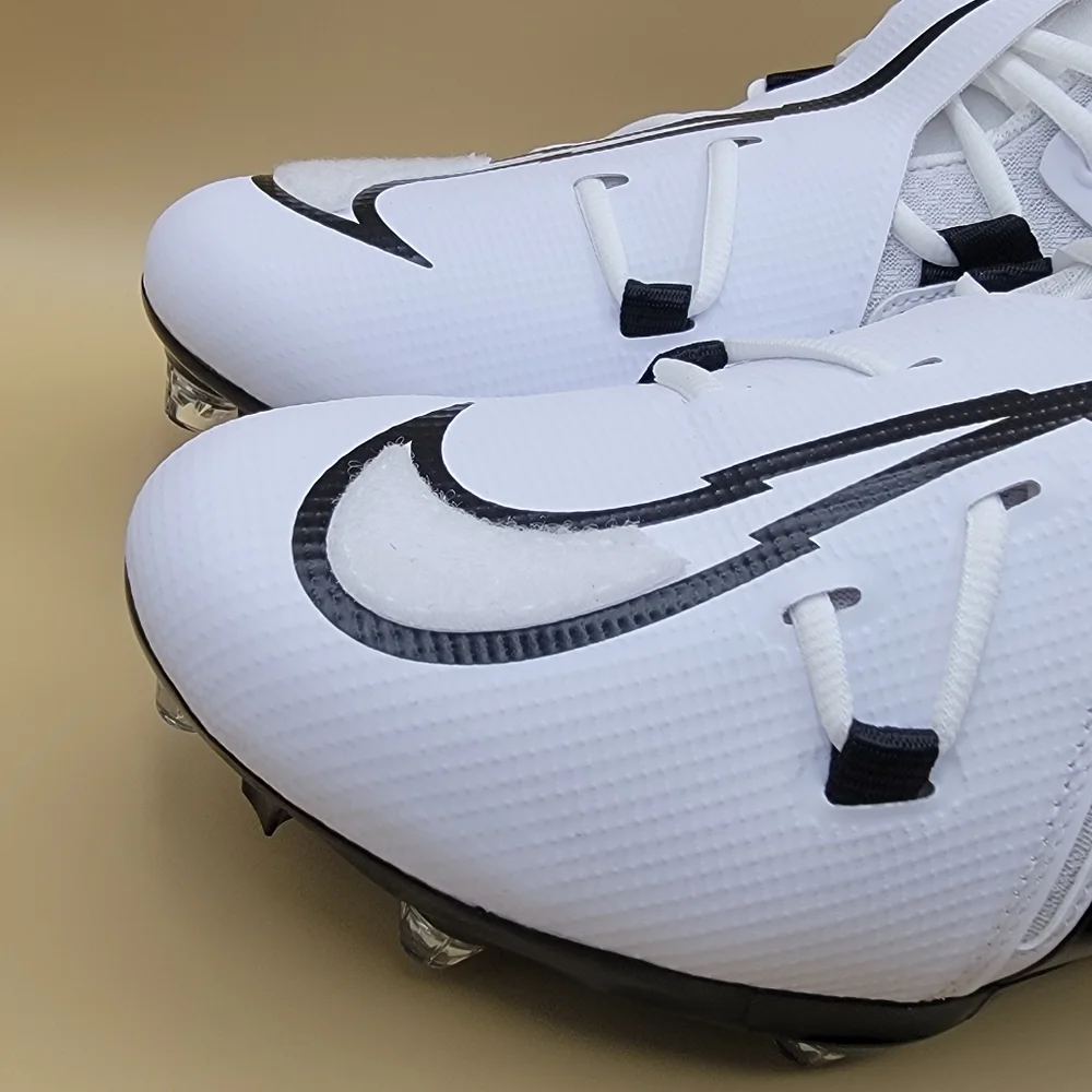 Nike Alpha Menace Pro 3 Low Detachable Football Cleats Men's Size 11 White Black
